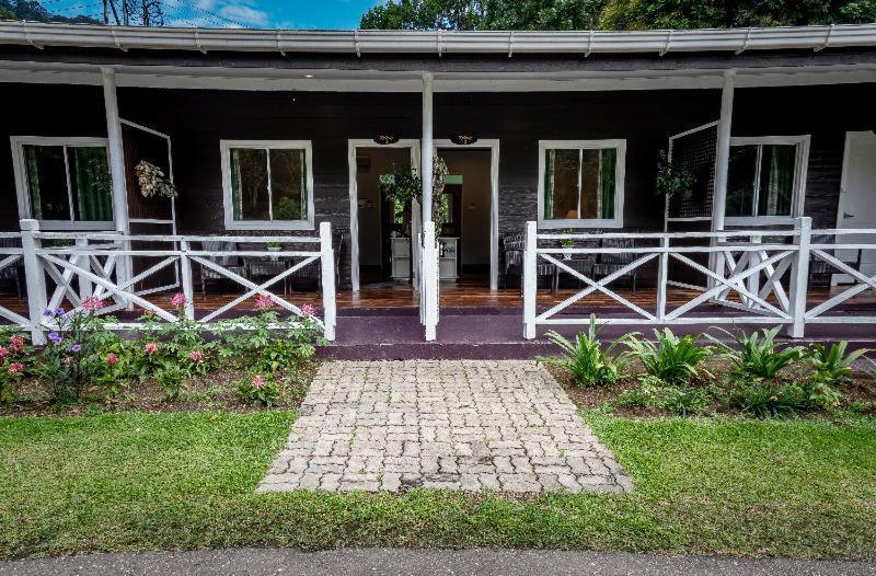Sutera Sanctuary Lodges At Poring Hot Springs Ranau Room photo